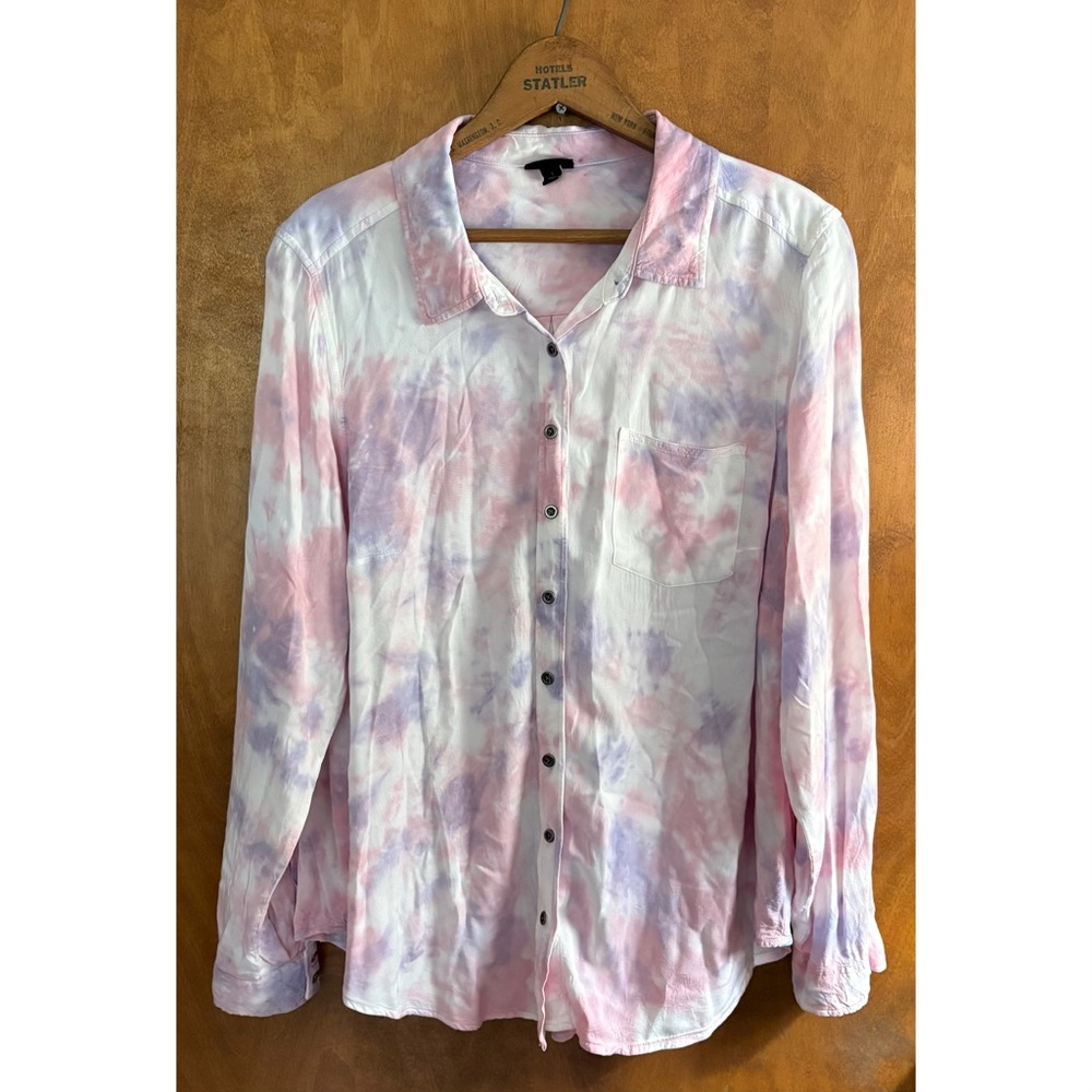 Torrid Pink Purple Pastel Tie Dye Button Down Shirt Goth Office Oversized Boxy